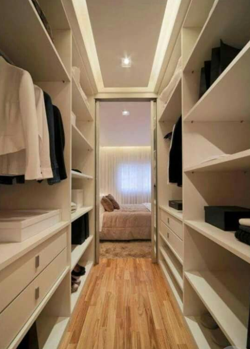П-образная гардеробная комната в спальню Пермь